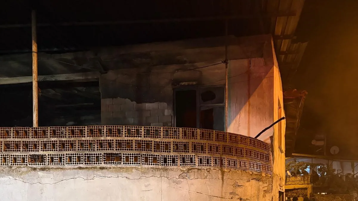 Mutter und Sohn sterben nach Hausbrand in Karacasu, Türkei