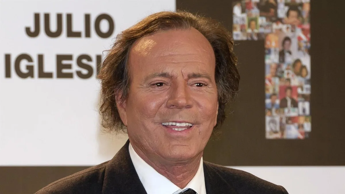 Julio Iglesias Calls Toledo Train Accident an Injustice and Urges Infrastructure Checks