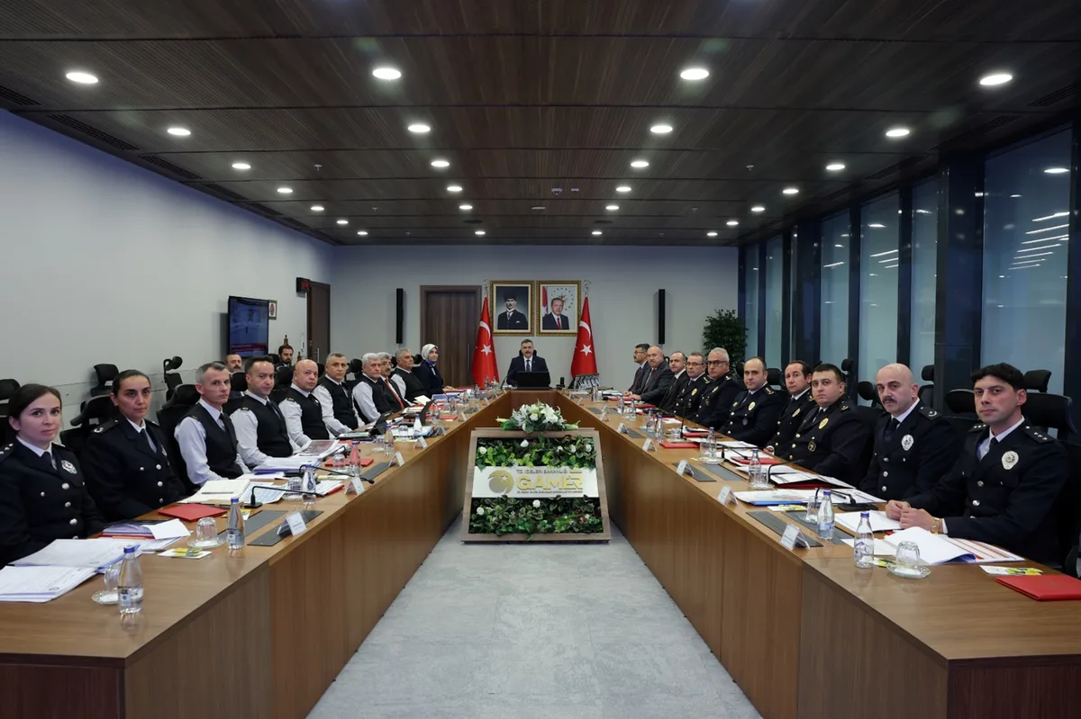 Innenminister Çiftçi leitet Sicherheitsmeeting zu öffentlicher Ordnung und Verbrechensbekämpfung