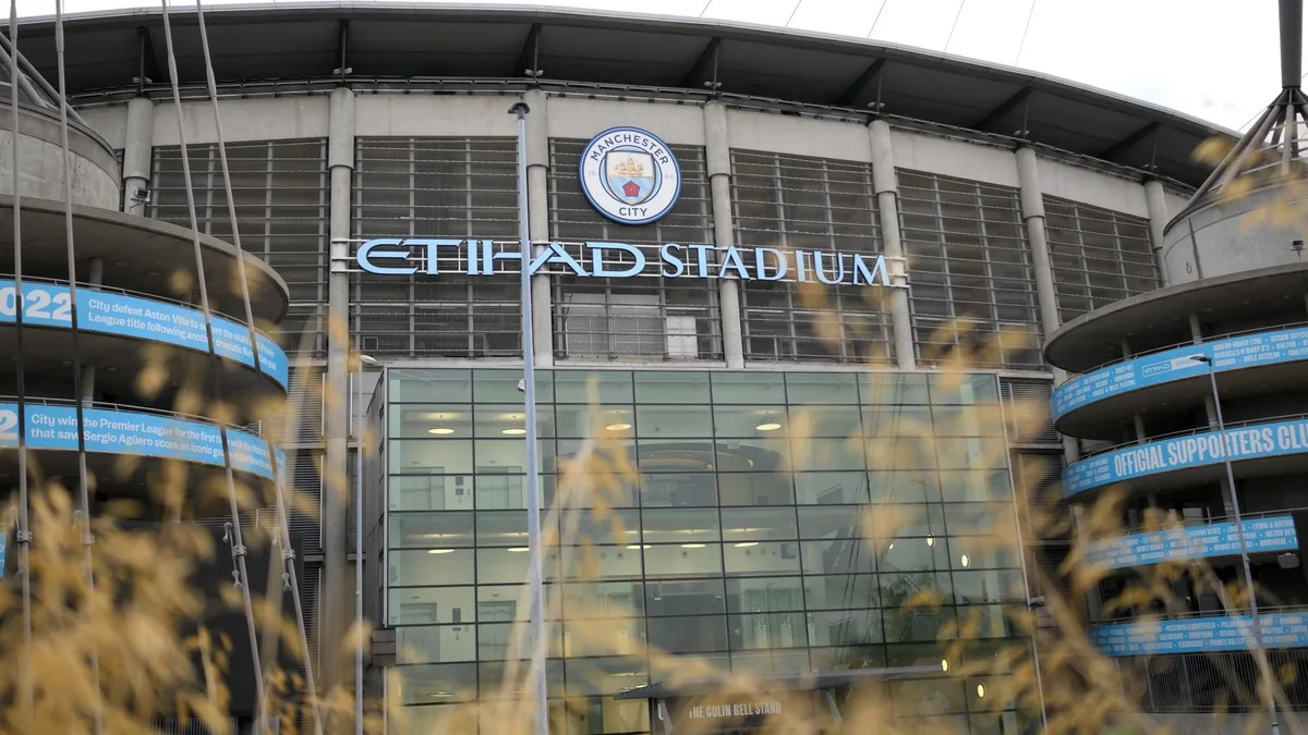 Etihad Airways Considers Legal Action Against Premier League Over Sponsorship Claims