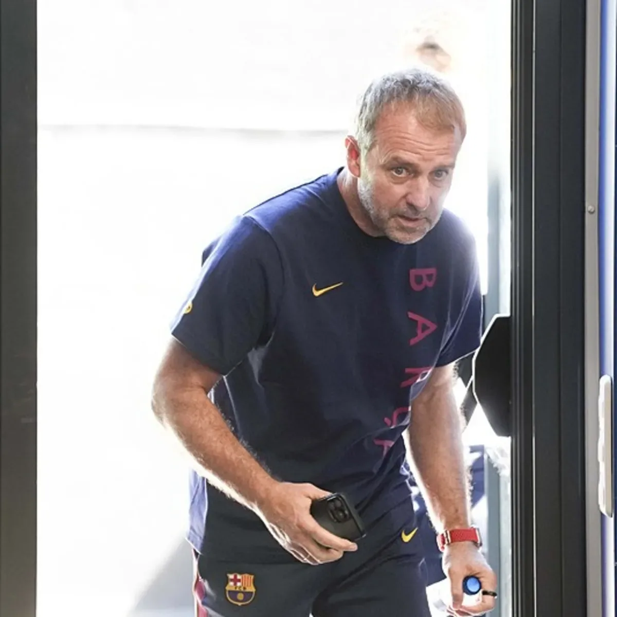 Hansi Flick dice que el Barcelona debe dar lo mejor de sí ante el Galatasaray