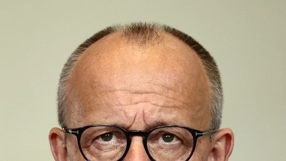 Deutscher Kanzler erhält Unterstützung inmitten anhaltender politischer Krise vor Wahlen