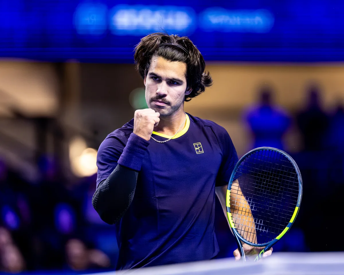 Carlos Alcaraz verslaat Karen Khachanov bij zijn debuut op de Vienna Open
