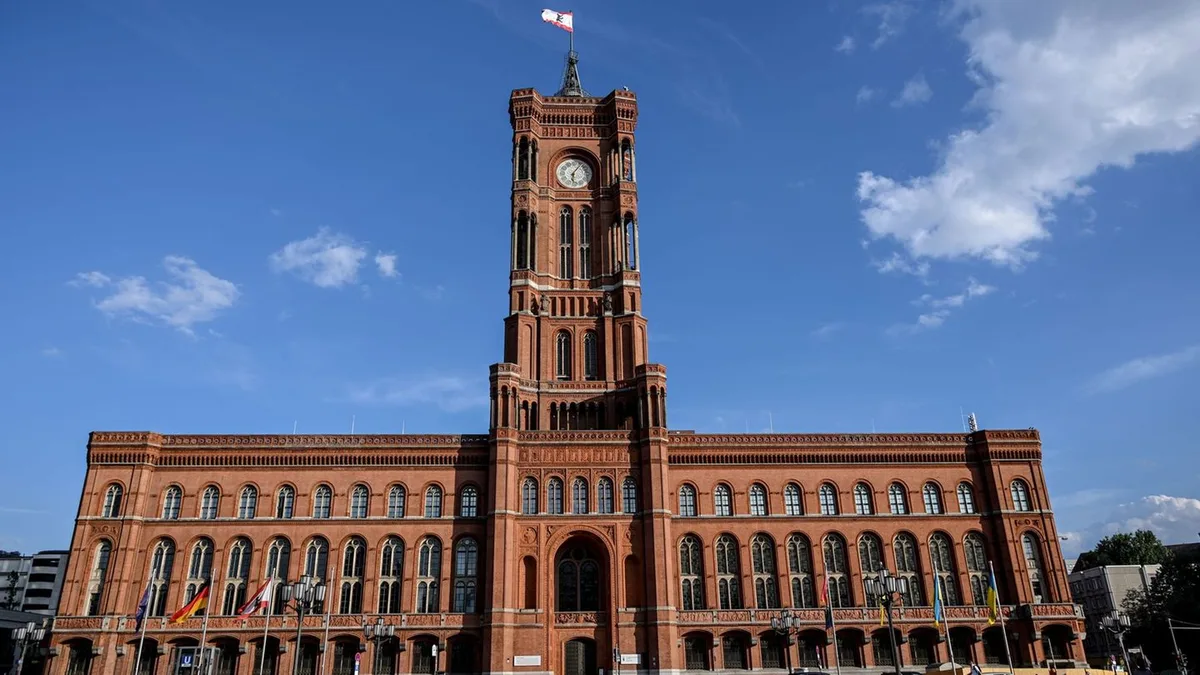 A Berlino, Linke, Verdi e SPD proseguono i colloqui di coalizione dopo un'intesa