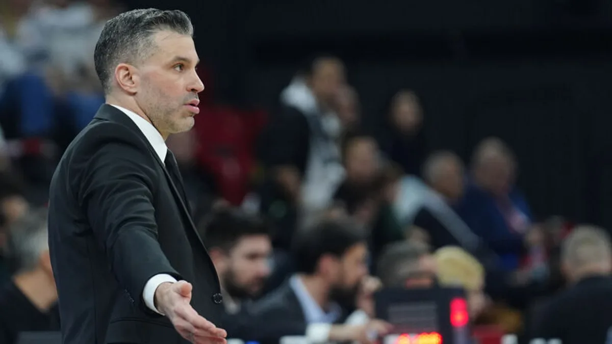 Beşiktaş Başantrenörü Dusan Alimpijevic, Olympiacos karşısında iki takımın da galibiyeti hak ettiğini söyledi