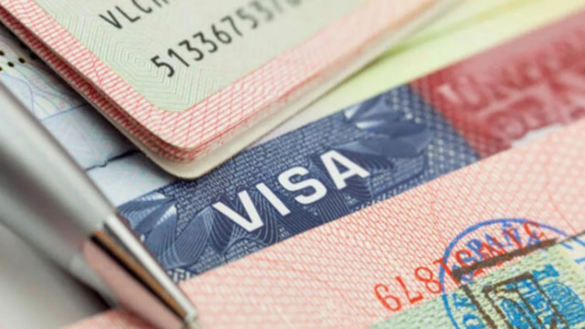 L’amministrazione Trump afferma di aver revocato oltre 300.000 visti statunitensi