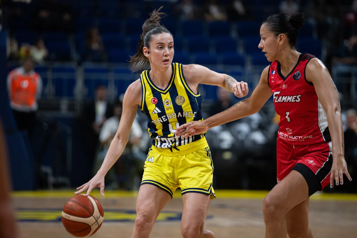 Fenerbahçe schlägt Flammes Carolo mit 81:71 und bleibt an der Spitze der EuroLeague-Gruppe
